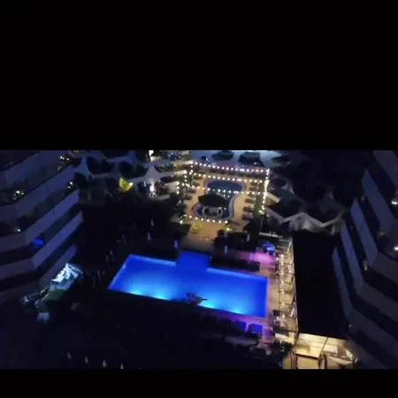 Appartamento Twin Towers Năvodari